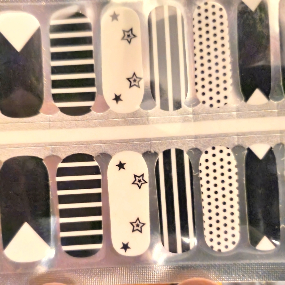 Stars and Strips Nail Wraps